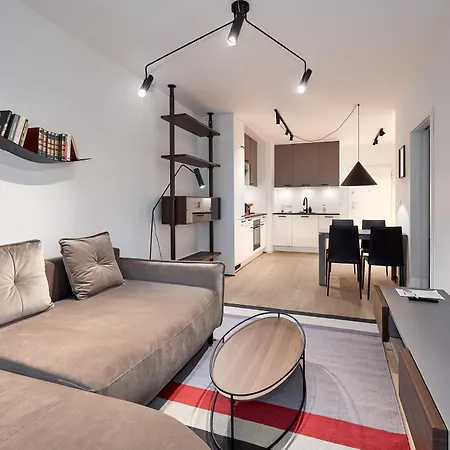 Janickiego Homely بوزنان